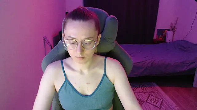 Snapshot of AnabelFrel chatting on 02-12-26, 01:33 AnabelFrel online show from 02-12-26, 01:33