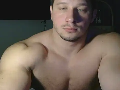 Snapshot of LionEdwin chatting on 05-16-26, 06:43 LionEdwin online show from 05-16-26, 06:43