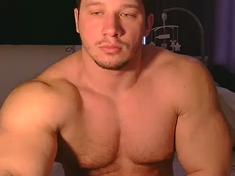 Snapshot of LionEdwin chatting on 05-17-26, 07:06 LionEdwin online show from 05-17-26, 07:06