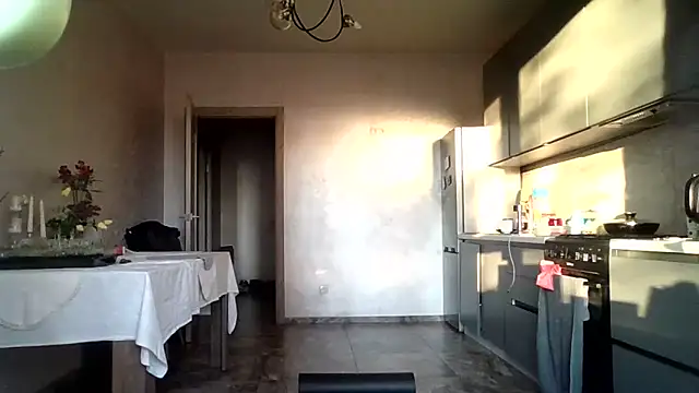 JulianaGold1 online show from 05-08-26, 05:07