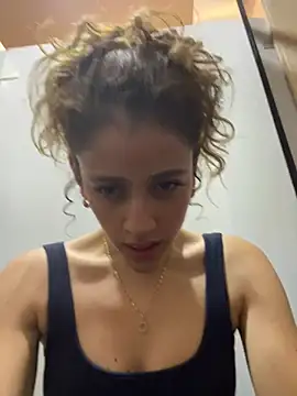 alana15 online show from 01-30-25, 07:04