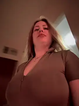 AlisaWhite online show from 02-28-25, 09:23