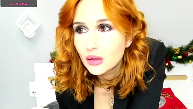 Snapshot of Red_Fairy_ chatting on 12-27-24, 03:15 Red Fairy online show from 12-27-24, 03:15