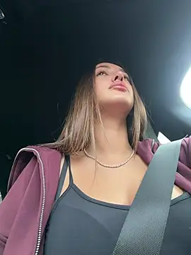 TiffanyHouston  online show from 04-22-26, 05:10