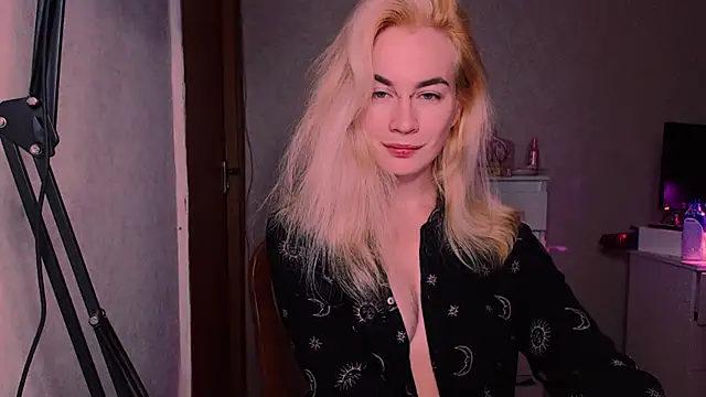 xxxcharismaaa online show from 10-01-25, 07:31