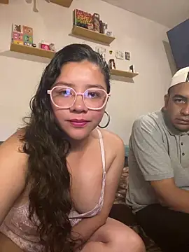 Snapshot of Vivi_Kvsh chatting on 03-15-26, 06:30 Vivi Kvsh online show from 03-15-26, 06:30