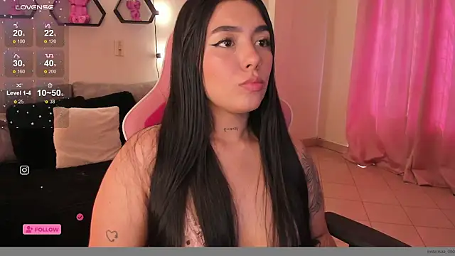 Snapshot of shantall_vidales_ chatting on 02-06-25, 06:35 shantall vidales online show from 02-06-25, 06:35