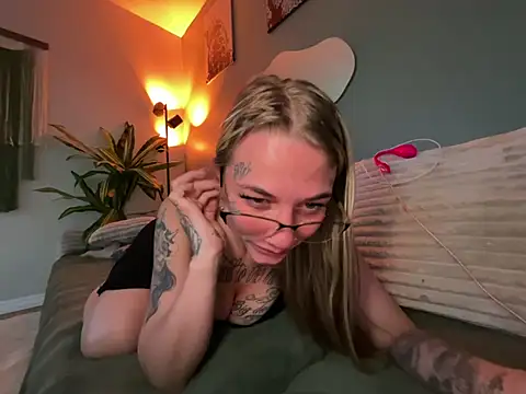 chloetease online show from 07-08-26, 03:00