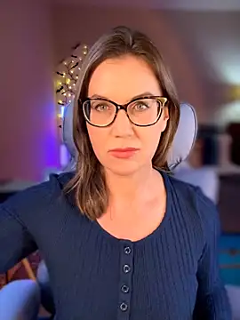 MaiseKnox online show from 03-12-26, 10:16