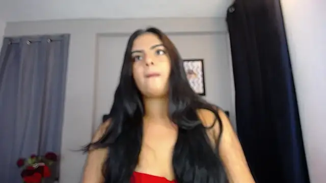 loveyouzahara2020 online show from 03-06-26, 11:45