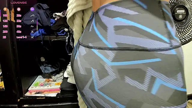 BlowMommy  online show from 03-11-25, 12:22