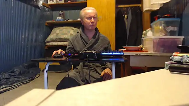 Snapshot of Vgy67Z95 chatting on 02-02-25, 04:32 Vgy67Z95 online show from 02-02-25, 04:32