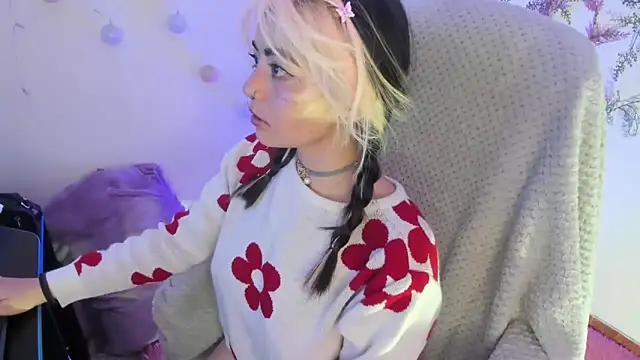 Sammysammy  online show from 12-27-24, 08:56