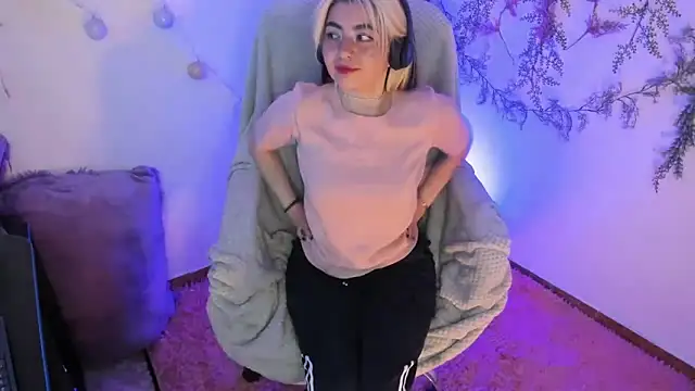 Sammysammy  online show from 01-25-25, 08:21