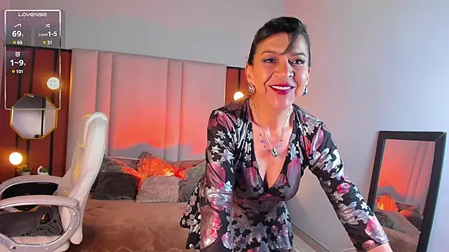 Snapshot of GraceElizabeth_ chatting on 02-07-25, 12:09 GraceElizabeth online show from 02-07-25, 12:09