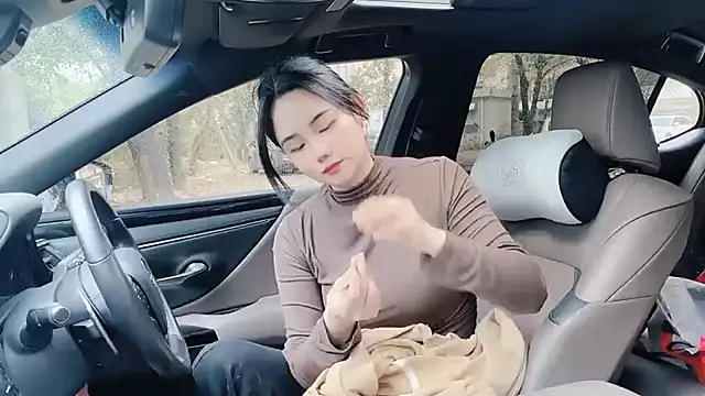 orla2021 online show from 02-25-25, 05:08