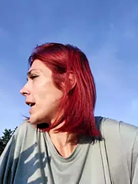 JoLeNe27 online show from 04-19-26, 04:39