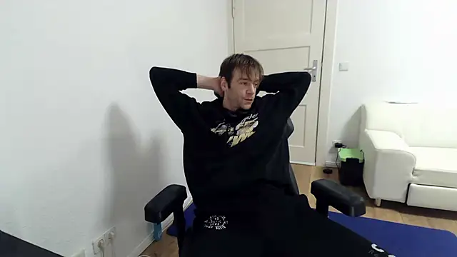 Snapshot of fit_ass_2021 chatting on 02-25-25, 06:58 fit ass 2021 online show from 02-25-25, 06:58