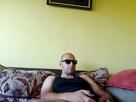 Flakka95 online show from 09-15-25, 01:44