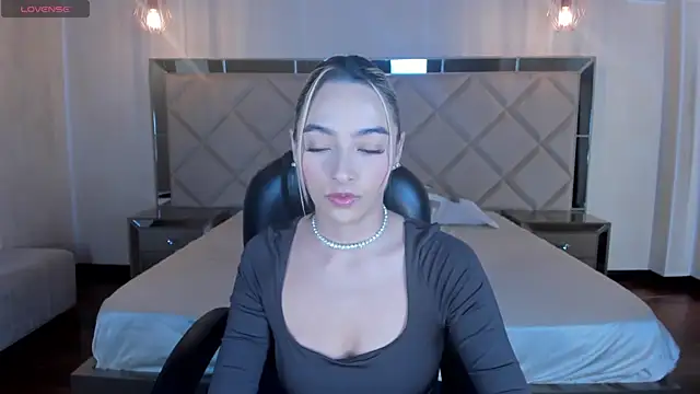 MelissaMoore  online show from 07-05-26, 10:11