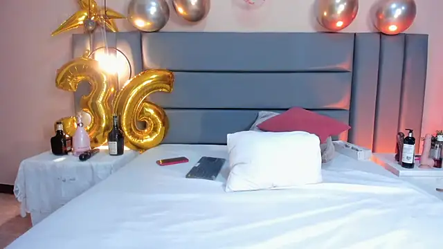 AGATHAA WHITE online show from 02-28-25, 03:04