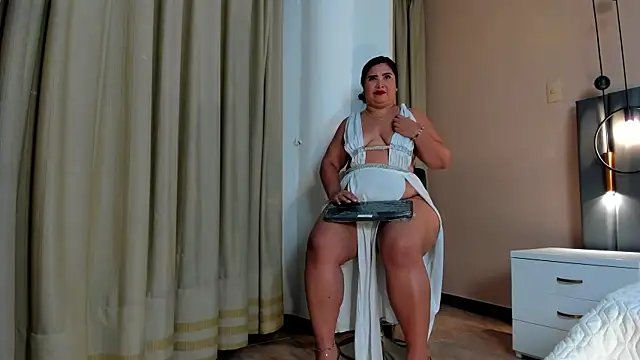 AGATHAA WHITE online show from 03-10-25, 12:04