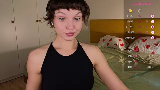 AliceKingsleigh online show from 05-14-26, 05:47