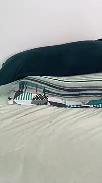 Snapshot of Patriciamoura69 chatting on 01-14-26, 05:40 Patriciamoura69 online show from 01-14-26, 05:40