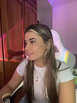 Snapshot of Miss_valeriaa chatting on 05-30-26, 07:44 Miss valeriaa online show from 05-30-26, 07:44