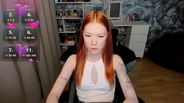 Snapshot of litl_Mia chatting on 11-12-25, 04:51 litl Mia online show from 11-12-25, 04:51