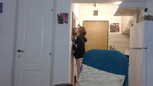 simyhvn online show from 03-04-25, 05:11