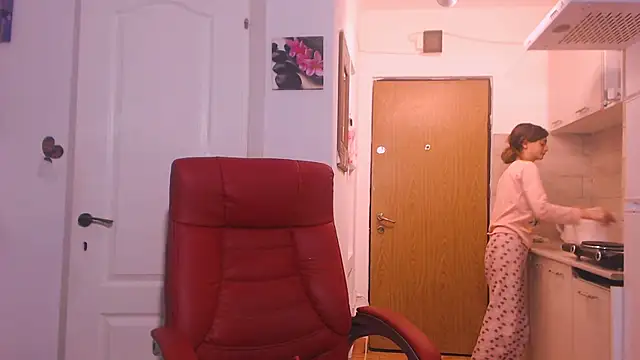 simyhvn online show from 11-19-25, 05:07