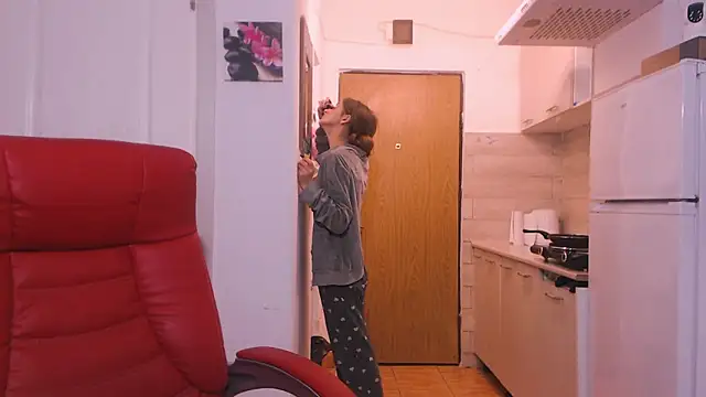 simyhvn online show from 12-02-25, 05:35