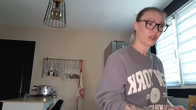 Sacha-xx online show from 02-17-26, 08:22