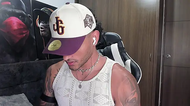 Alessandro Vanni online show from 11-14-25, 01:48