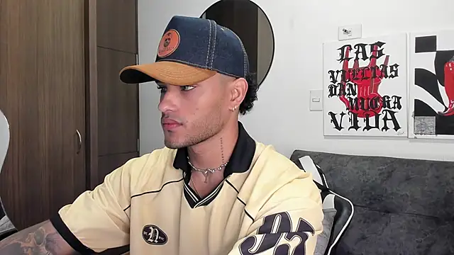 Alessandro Vanni online show from 12-14-25, 02:28