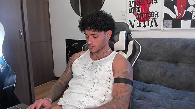 Alessandro Vanni online show from 02-15-26, 06:59