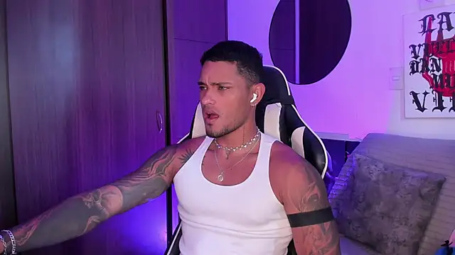 Alessandro Vanni online show from 06-08-26, 02:50