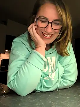 Snapshot of Canadian_BBW chatting on 01-07-26, 03:14 Canadian BBW online show from 01-07-26, 03:14