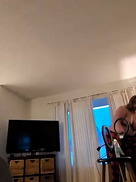 Snapshot of Canadian_BBW chatting on 02-01-26, 12:20 Canadian BBW online show from 02-01-26, 12:20