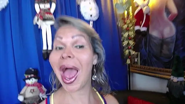 mia beatles online show from 12-22-25, 04:37