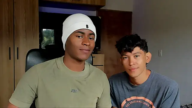 CrissBrownxxx online show from 06-25-26, 01:48