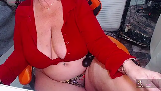 Snapshot of BigBoGcup chatting on 02-22-26, 01:09 BigBoGcup online show from 02-22-26, 01:09