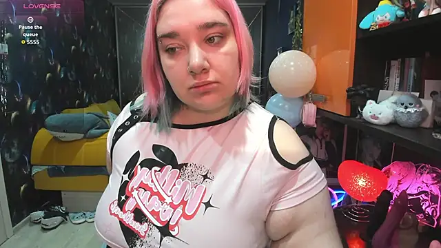 Softie Sofy online show from 02-14-26, 03:58