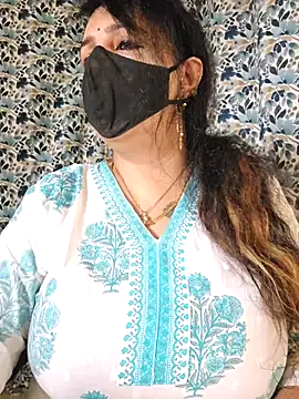 cute-tanvi online show from 09-16-25, 01:17