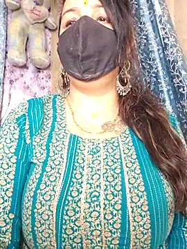 cute-tanvi online show from 04-28-26, 12:53