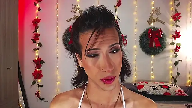 Snapshot of Kenisha_Sweet chatting on 12-13-24, 06:53 Kenisha Sweet online show from 12-13-24, 06:53