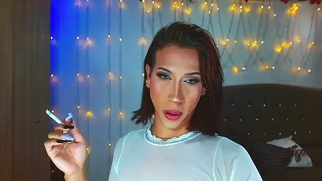 Snapshot of Kenisha_Sweet chatting on 02-01-25, 03:41 Kenisha Sweet online show from 02-01-25, 03:41