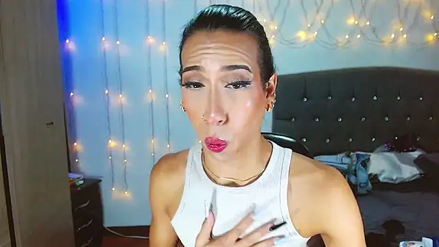 Snapshot of Kenisha_Sweet chatting on 02-23-25, 11:55 Kenisha Sweet online show from 02-23-25, 11:55