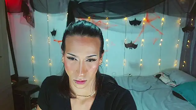 Snapshot of Kenisha_Sweet chatting on 10-24-25, 03:25 Kenisha Sweet online show from 10-24-25, 03:25